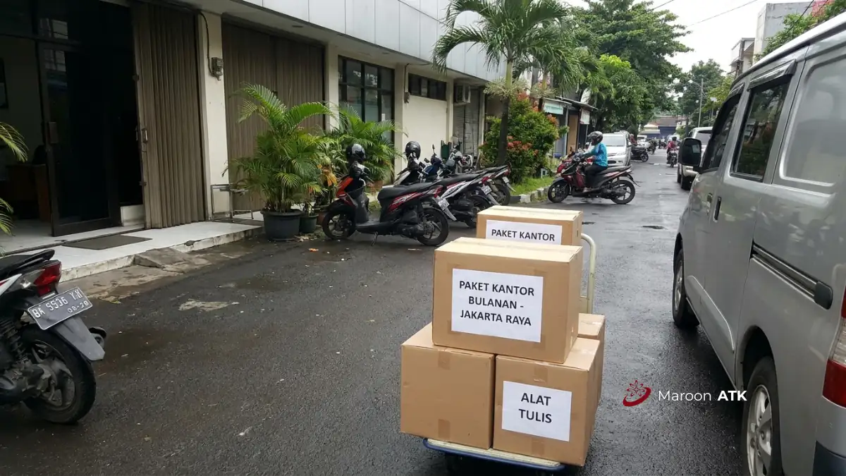 Pengiriman paket pengadaan alat tulis kantor bulanan area Jabodetabek